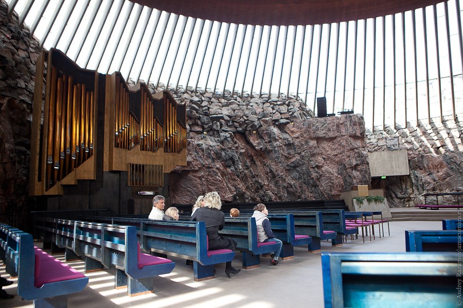 Хельсинки Helsinki Церковь в скале орган